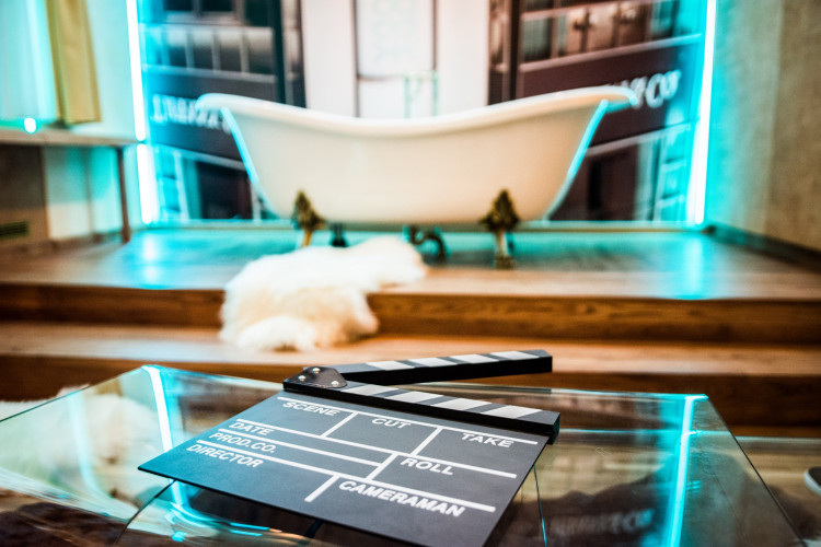 Anybody, Elsner, Slast. Nově otevřený palác na Zelňáku je chrámem rozmanitosti, autor Tomáš Hrivňák