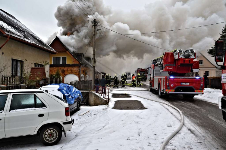 Požár rodinného domu v Chrastavě