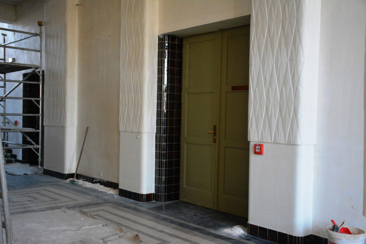 Oprava budovy Muzea východních Čech jde podle plánu, skončí na jaře