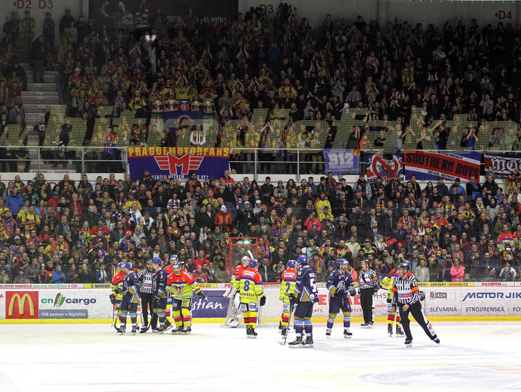 Na zaplněné tribuny vyprodané Budvar arény byla radost pohledět