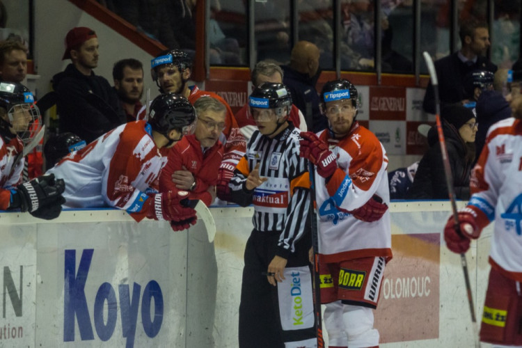 FOTOGALERIE: Mora v posledním zápasu roku prohrála s Vítkovicemi 2:5