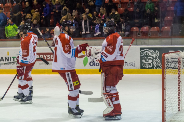 FOTOGALERIE: Mora v posledním zápasu roku prohrála s Vítkovicemi 2:5