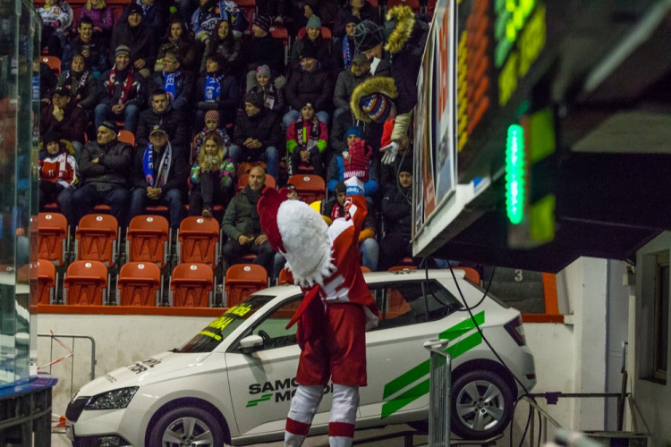 FOTOGALERIE: Mora v posledním zápasu roku prohrála s Vítkovicemi 2:5