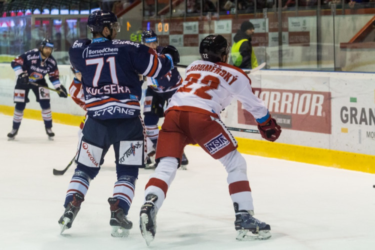 FOTOGALERIE: Mora v posledním zápasu roku prohrála s Vítkovicemi 2:5