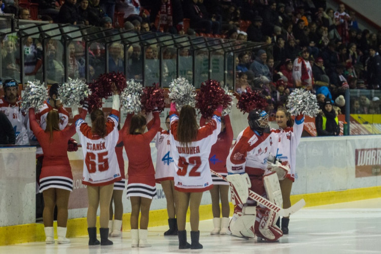 FOTOGALERIE: Mora v posledním zápasu roku prohrála s Vítkovicemi 2:5