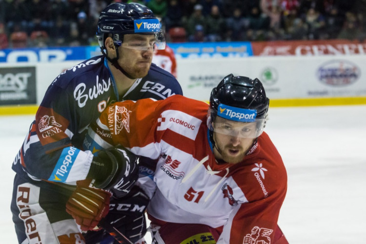 FOTOGALERIE: Mora v posledním zápasu roku prohrála s Vítkovicemi 2:5