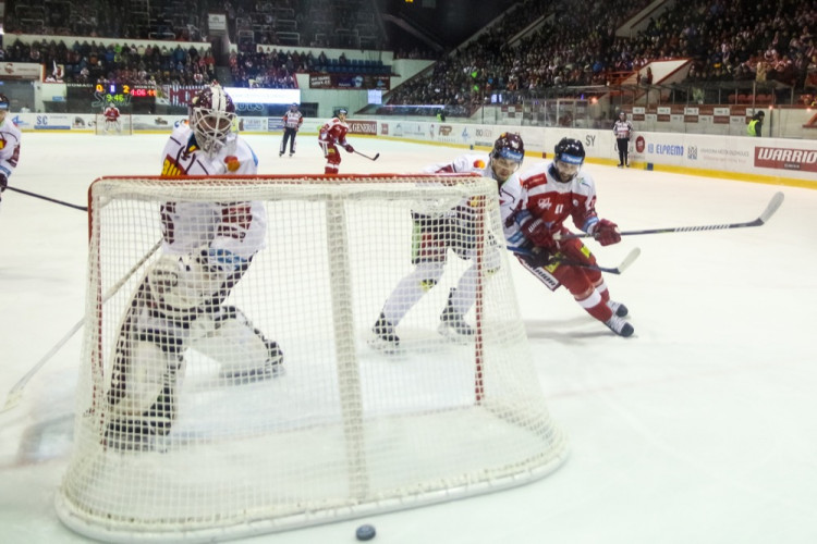 FOTOGALERIE: Mora byla proti Spartě bezzubá, na domácím ledě padla 0:3