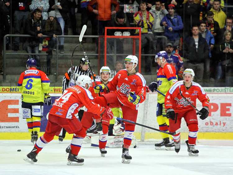 Poruba vedla od 12. minuty zásluhou Jana Václavka