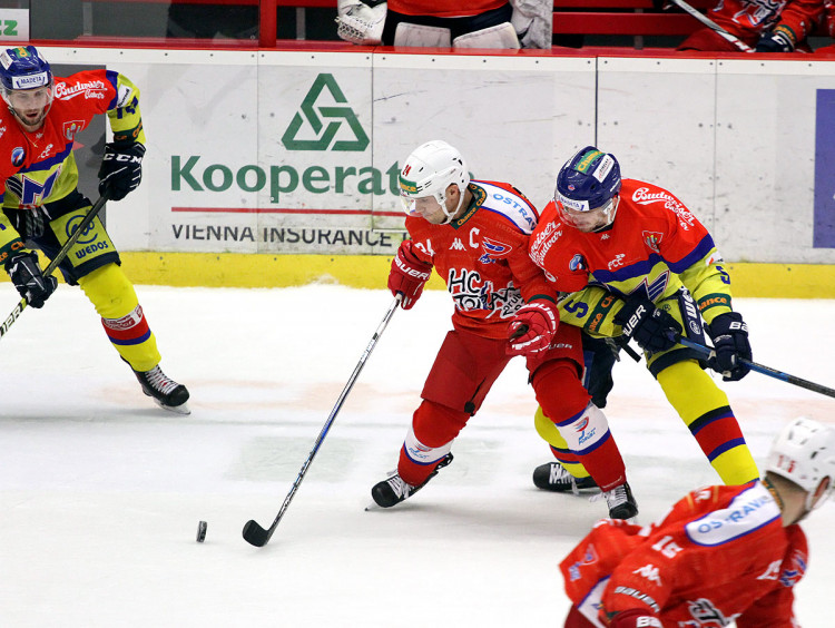 Plášil hraje se Zdeňkem tělo na tělo