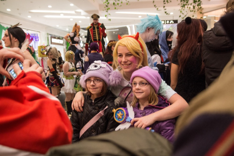 FOTOGALERIE: Šantovku dnes ovládly desítky cosplayerů. Podívejte se na nádherné masky!