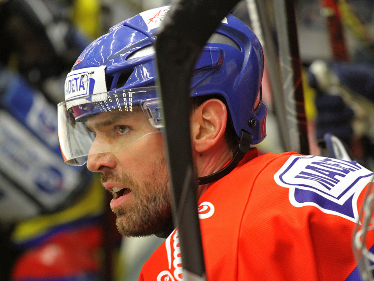 Kapitánem českobudějovických hokejistů je při absenci Zdeňka Kutláka další zkušený matador René Vydarený