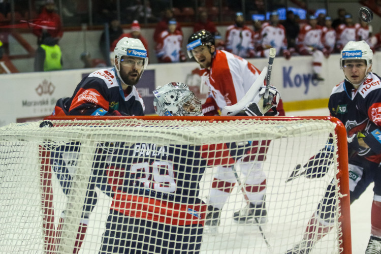 FOTOGALERIE: Výhra, kterou Mora potřebovala jak súl. Doma porazila Chomutov 3:1