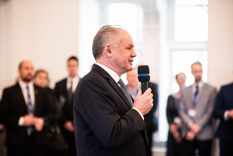 Předání velké zlaté medaile Masarykovy univerzity slovenskému prezidentovi Andreji Kiskovi, autor: Tomáš Hrivňák