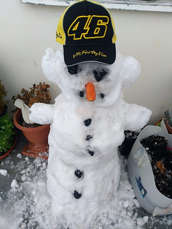 Jihočeši staví sněhuláky