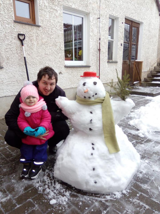 Jihočeši staví sněhuláky