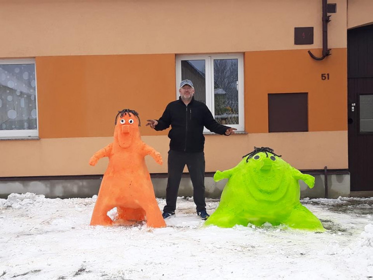 Jihočeši staví sněhuláky