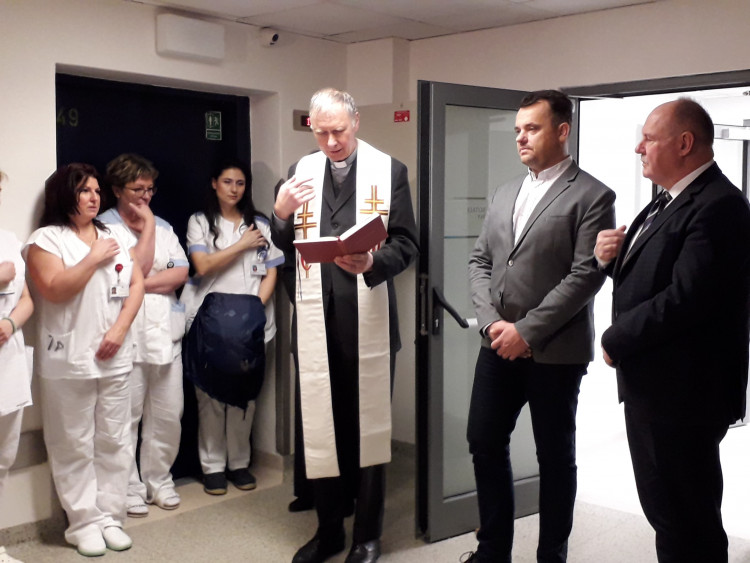 Ve Fakultní nemocnici Olomouc se otevřelo nové oddělení