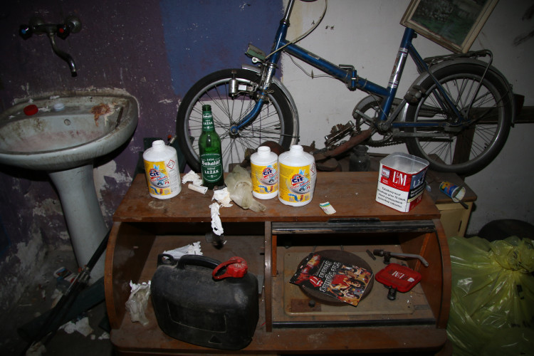 Policisté odhalili varnu drog na Semilsku