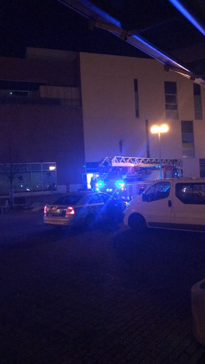 Hasiči zasahují ve Foru