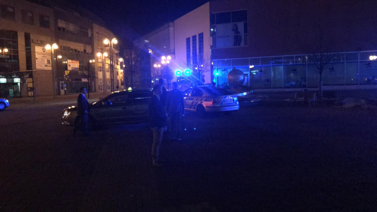 Hasiči zasahují ve Foru