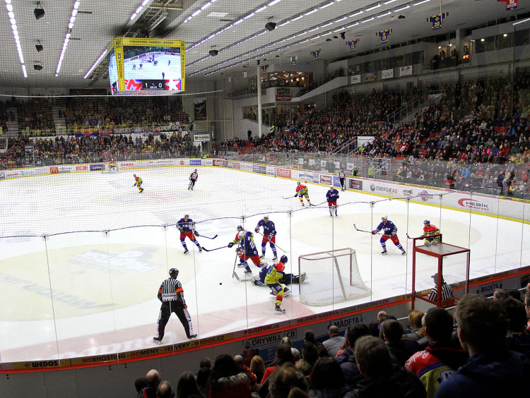 Budvar aréna byla v utkání 56. kola vyprodána téměř do posledního místečka