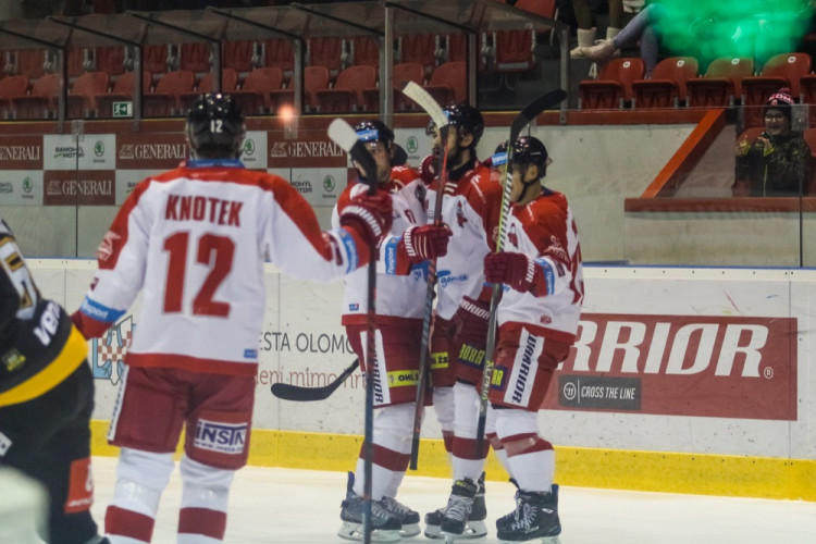 FOTOGALERIE: Moře nepomohly ani dva góly Ostřížka, s Litvínovem padla smolně v prodloužení 4:5