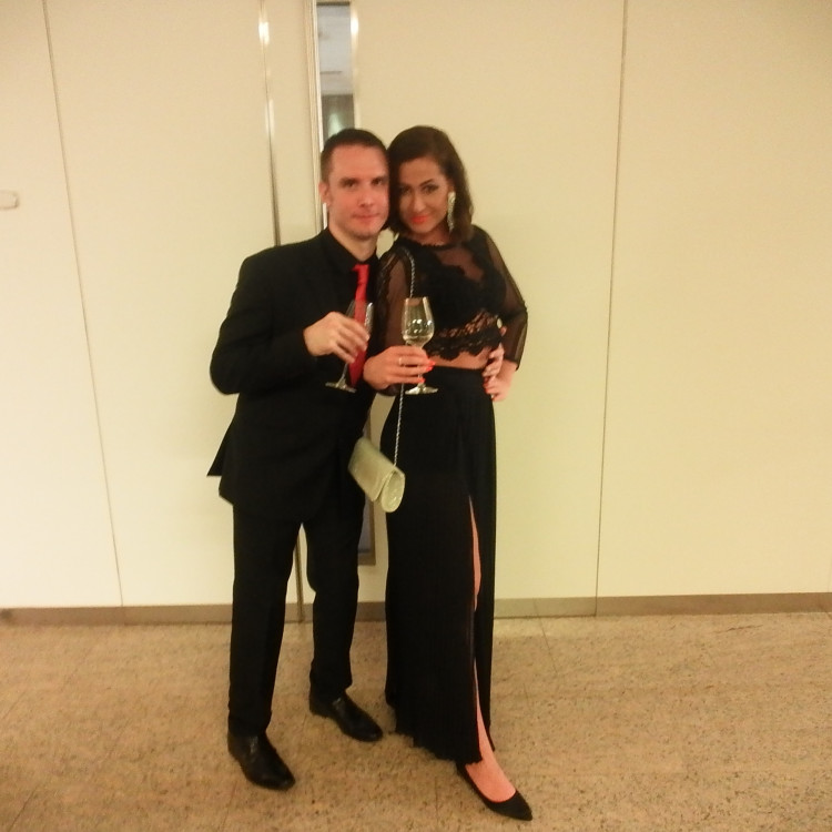 FOTOGALERIE: Dostali jste od Olomoucké Drbny na Olomouckém plese fotku na památku? Tady je webová galerie!