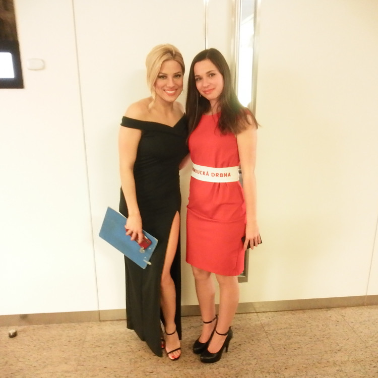 FOTOGALERIE: Dostali jste od Olomoucké Drbny na Olomouckém plese fotku na památku? Tady je webová galerie!