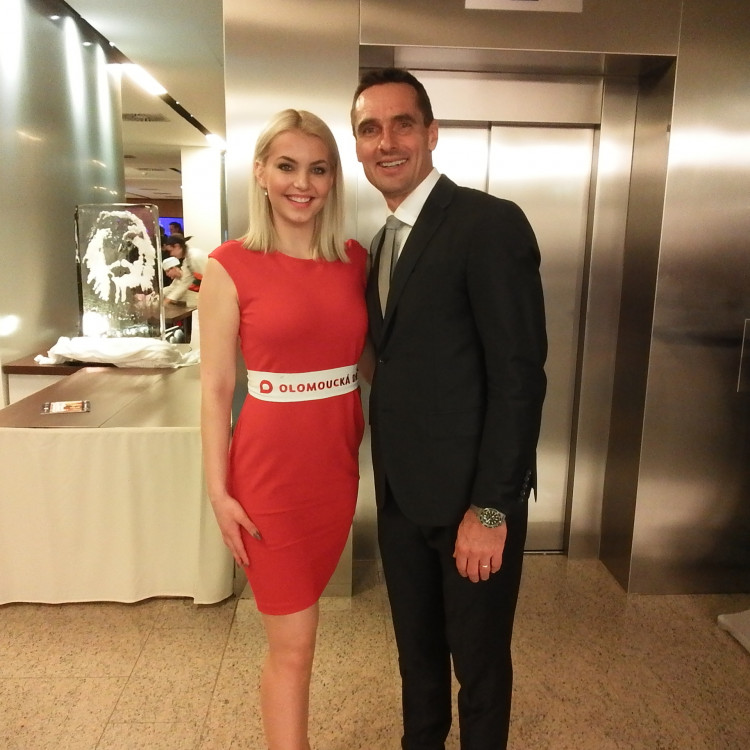 FOTOGALERIE: Dostali jste od Olomoucké Drbny na Olomouckém plese fotku na památku? Tady je webová galerie!