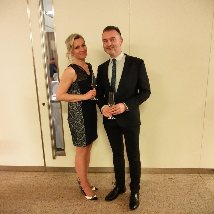 FOTOGALERIE: Dostali jste od Olomoucké Drbny na Olomouckém plese fotku na památku? Tady je webová galerie!