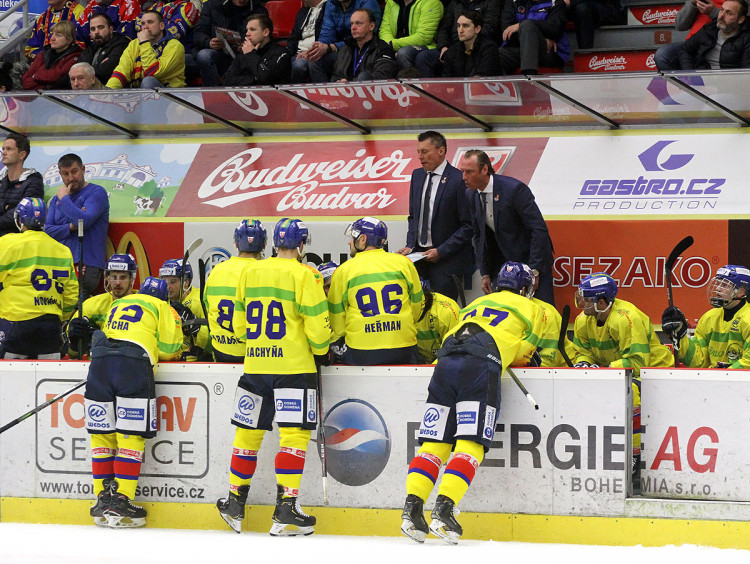 Václav Prospal promlouvá do duše svým svěřencům