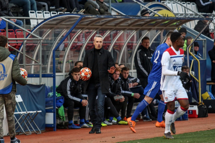 FOTOGALERIE: Mladí Sigmáci sice s Lyonem prohráli, benefice ale pomohla Patrikovi 176 600 korunami