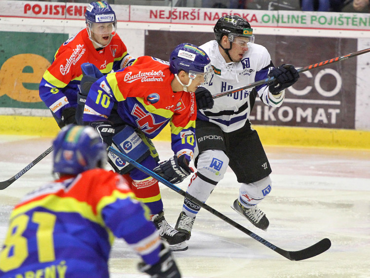 Roman Přikryl stíhá kotouč