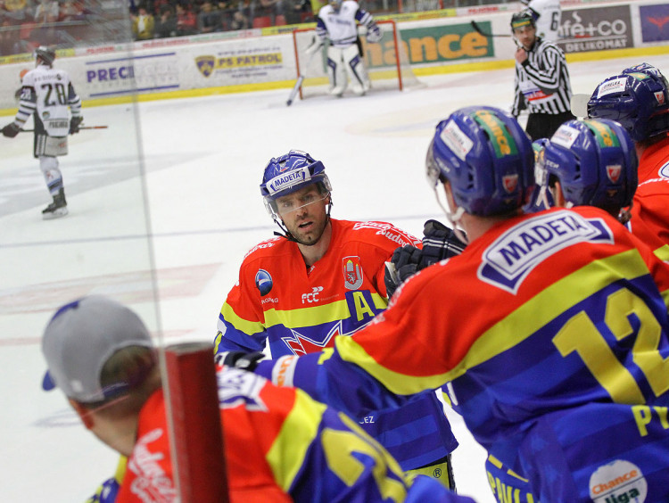 Renda vrátil motoráky zpátky do hry