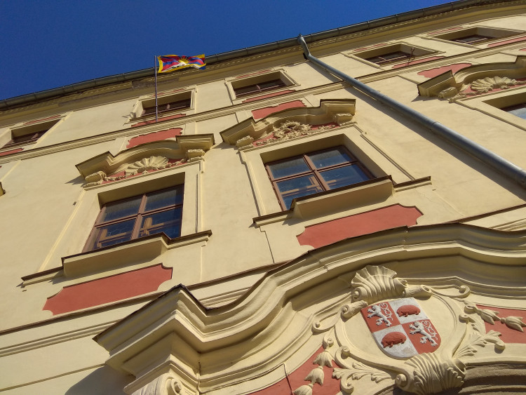 Vyvěšení tibetské vlajky