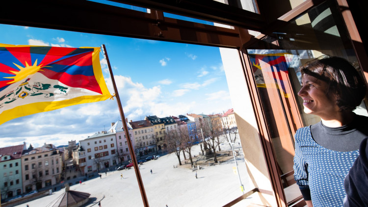 Vyvěšení tibetské vlajky