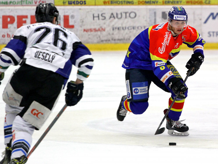 Průnik do útočného pásma v podání Václava Karabáčka