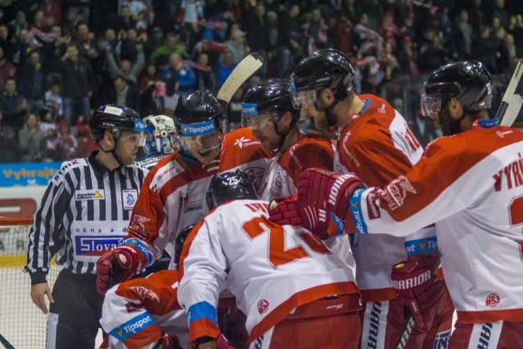FOTOGALERIE: Aleš Jergl je král! Gólem v prodloužení proti Plzni posunul Moru blíže k postupu v play-off
