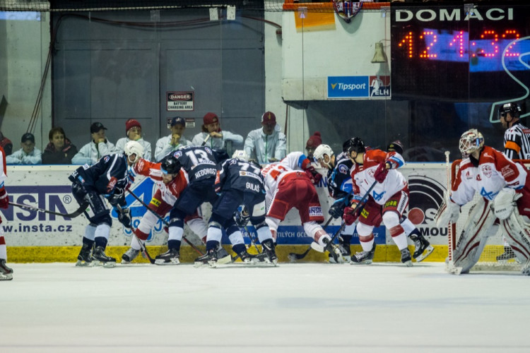 FOTOGALERIE: Aleš Jergl je král! Gólem v prodloužení proti Plzni posunul Moru blíže k postupu v play-off