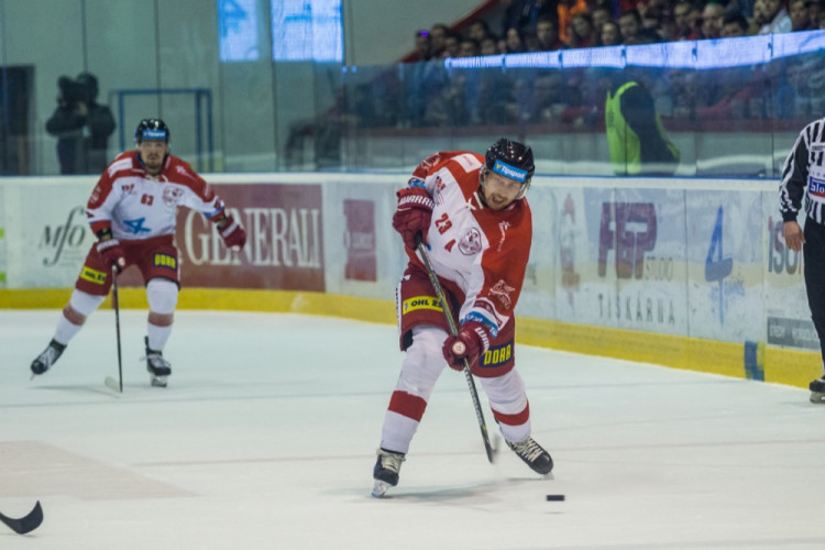 FOTOGALERIE: Indiáni vyhráli v Olomouci druhé utkání 3:2, Kohouti pojedou do Plzně za stavu série 2:2