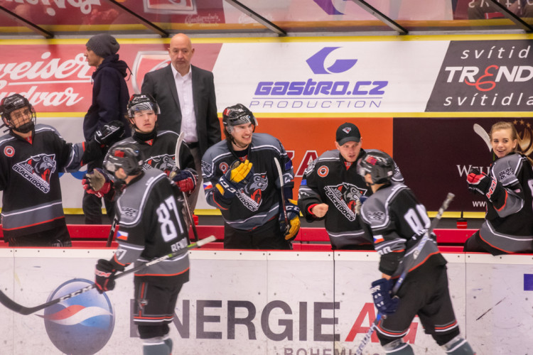 Jihočeská univerzita neobhájila titul z loňského roku, na ledě podlehla VŠTE