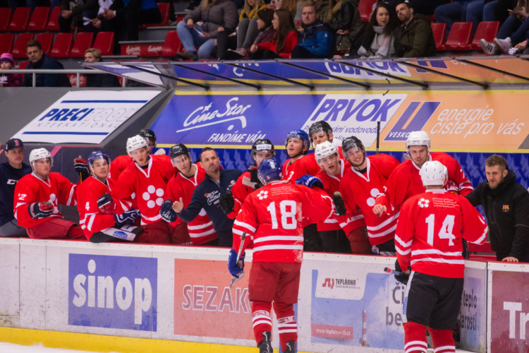 Jihočeská univerzita neobhájila titul z loňského roku, na ledě podlehla VŠTE
