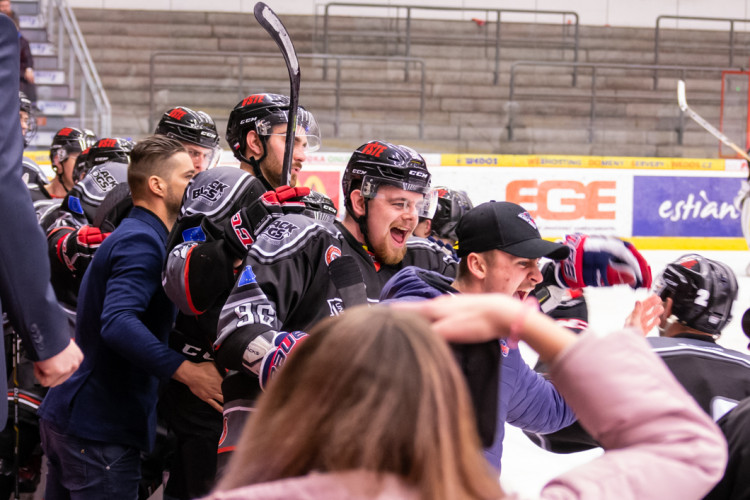 Jihočeská univerzita neobhájila titul z loňského roku, na ledě podlehla VŠTE
