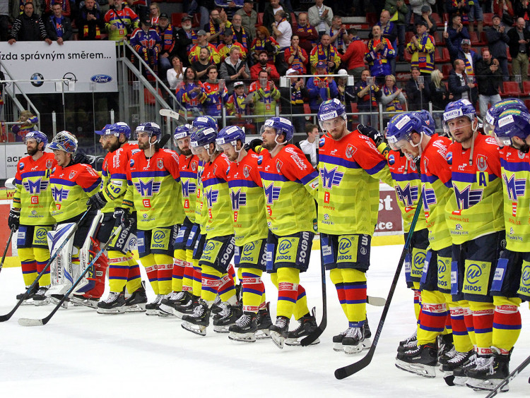 České Budějovice porazily Chomutov 5:4