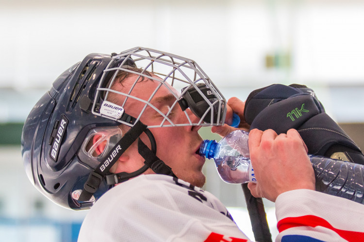 Sdruženáři poměřili síly s biatlonisty v hokeji