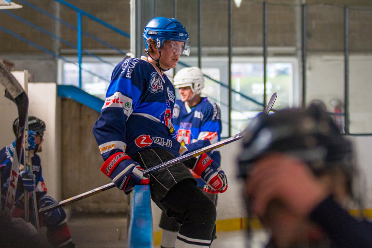 Sdruženáři poměřili síly s biatlonisty v hokeji