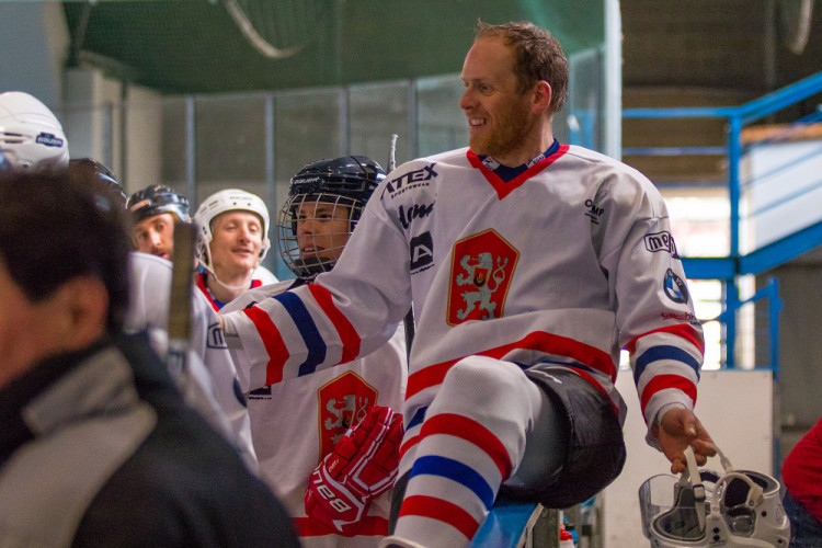 Sdruženáři poměřili síly s biatlonisty v hokeji