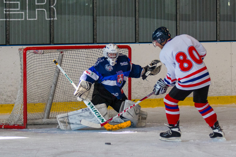 Sdruženáři poměřili síly s biatlonisty v hokeji