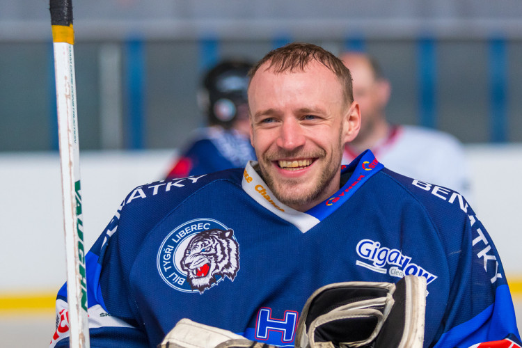 Sdruženáři poměřili síly s biatlonisty v hokeji