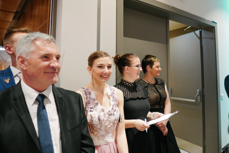 Ples pro Fénix 2019, autorka: Veronika Kovářová